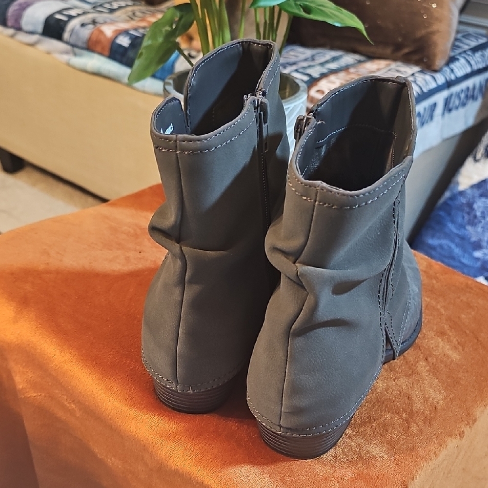 Easy Street Charcoal Ankle Booties - Picture 3 of 7
